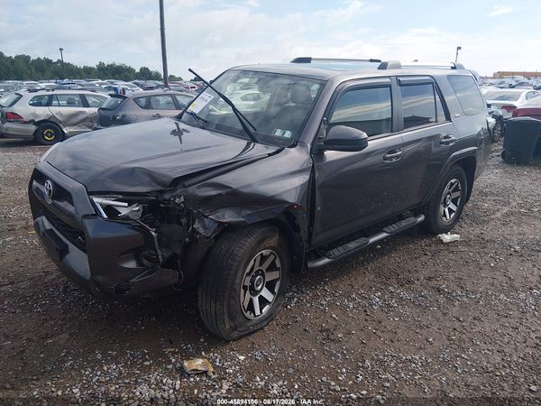 2019 TOYOTA 4RUNNER SR5