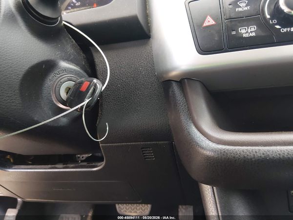 2017 TOYOTA HIGHLANDER LE