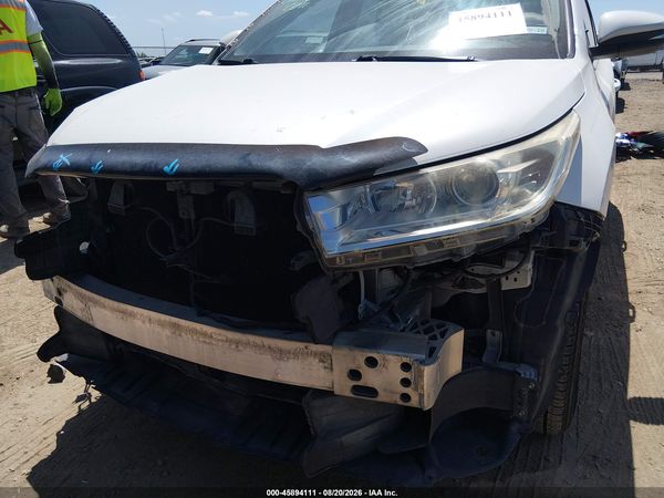2017 TOYOTA HIGHLANDER LE
