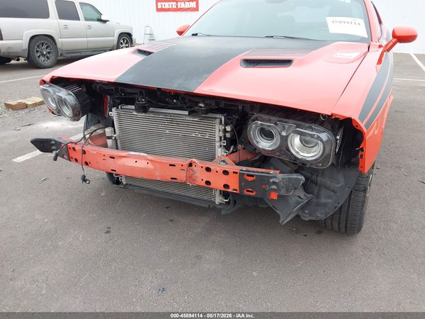 2016 DODGE CHALLENGER SXT