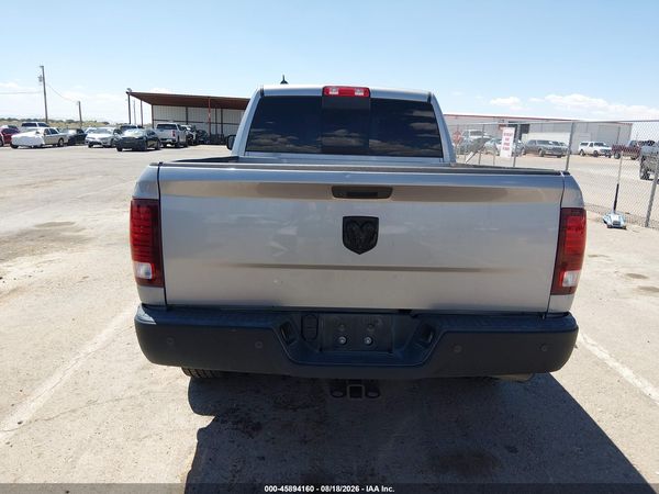 2019 RAM 1500 CLASSIC WARLOCK  4X2 6'4 BOX