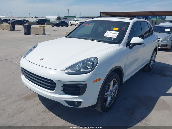 2016 PORSCHE CAYENNE