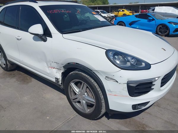 2016 PORSCHE CAYENNE