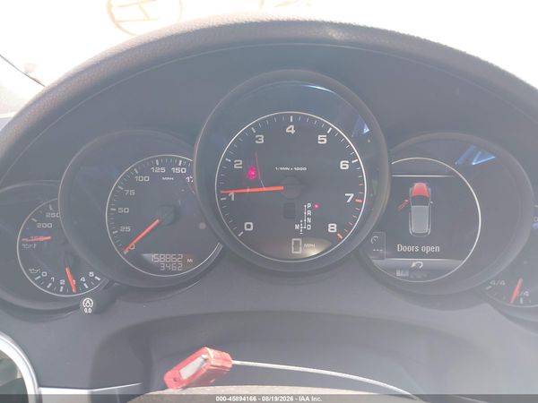 2016 PORSCHE CAYENNE