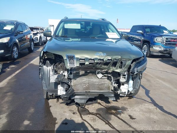 2019 JEEP CHEROKEE LATITUDE 4X4