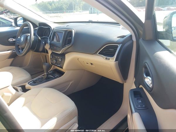 2019 JEEP CHEROKEE LATITUDE 4X4