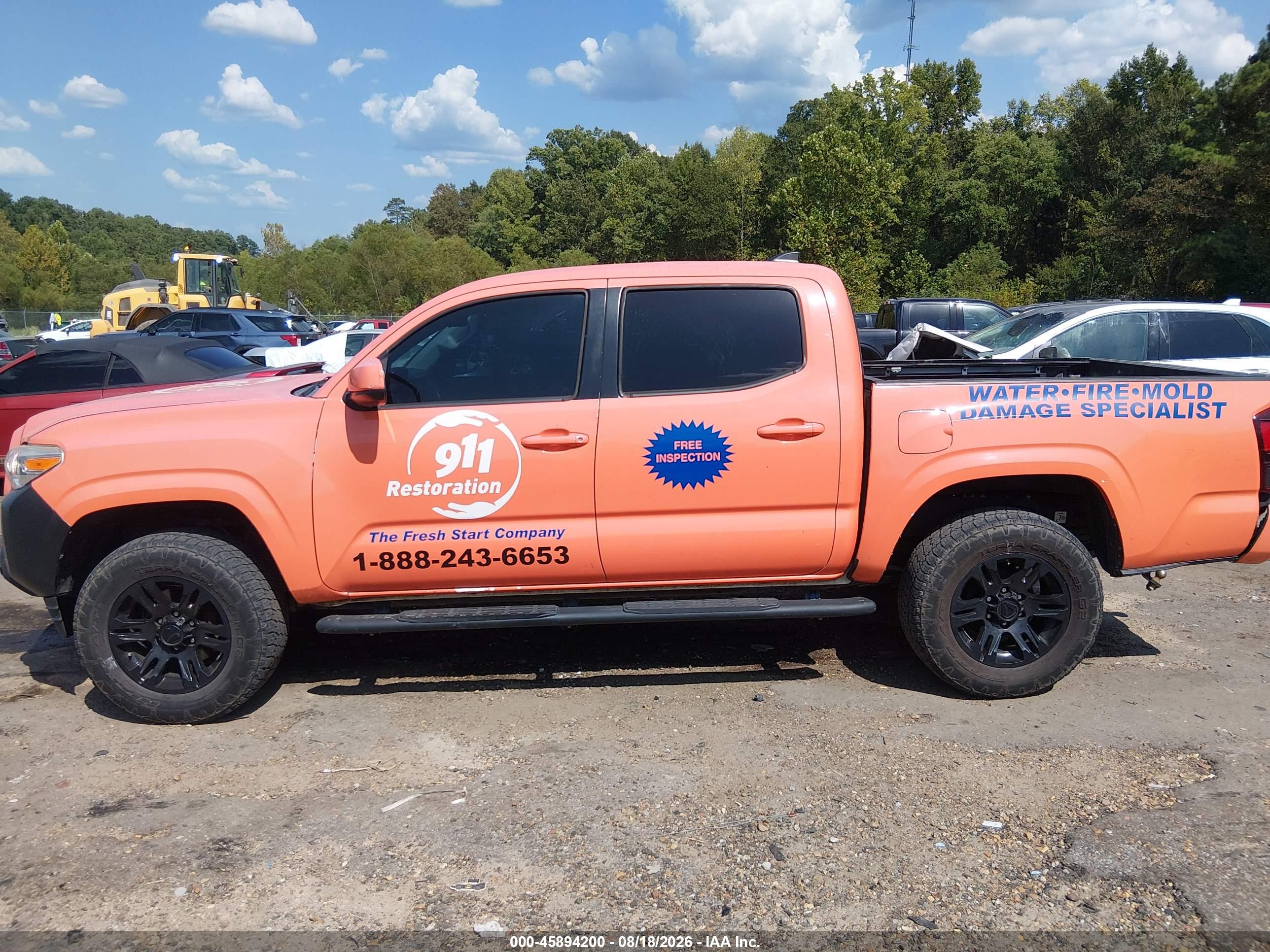 2019 TOYOTA TACOMA SR