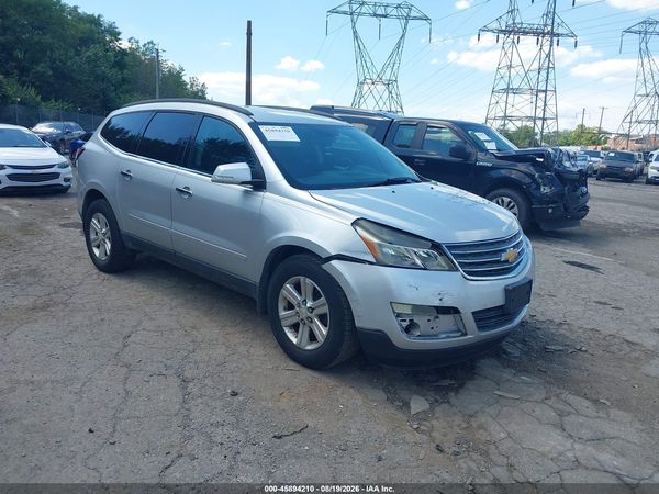 2013 CHEVROLET TRAVERSE LT — I1