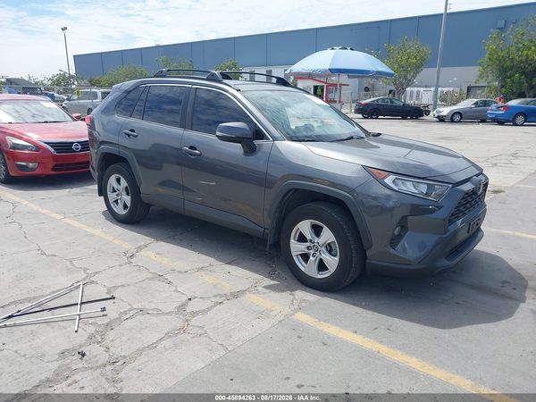 2019 TOYOTA RAV4 XLE