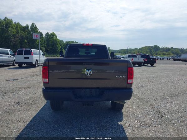 2018 RAM 3500 TRADESMAN  4X4 8' BOX