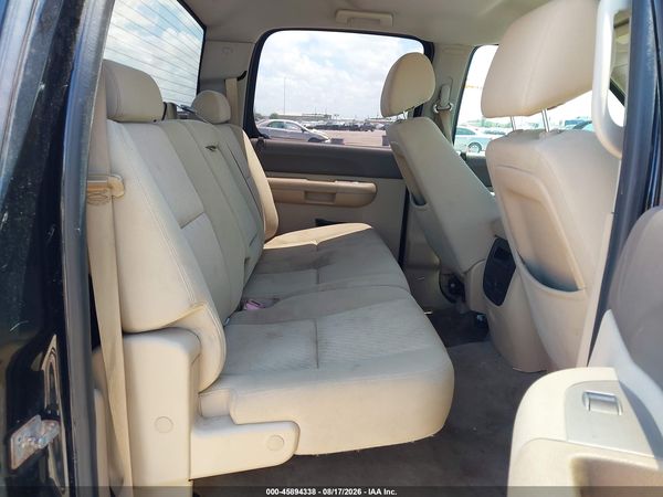 2013 CHEVROLET SILVERADO 1500 LT — I8