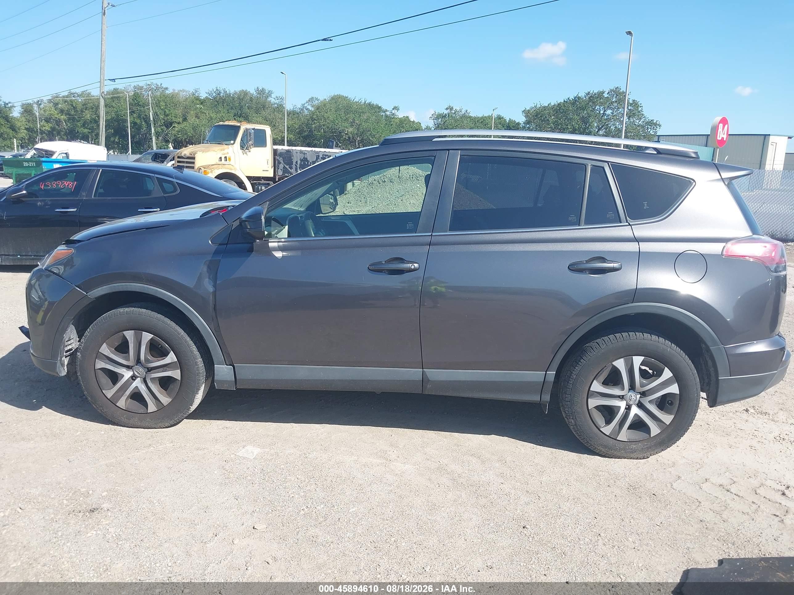 2017 TOYOTA RAV4 LE