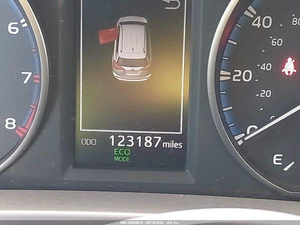 2017 TOYOTA RAV4 LE