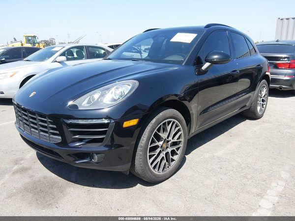 2015 PORSCHE MACAN