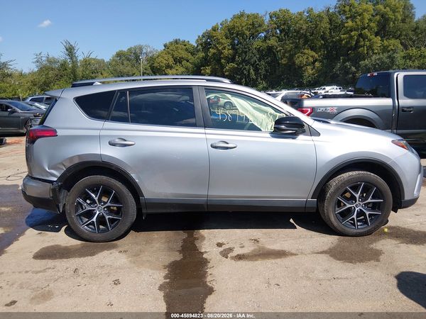2018 TOYOTA RAV4 SE