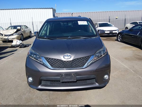 2015 TOYOTA SIENNA SE 8 PASSENGER