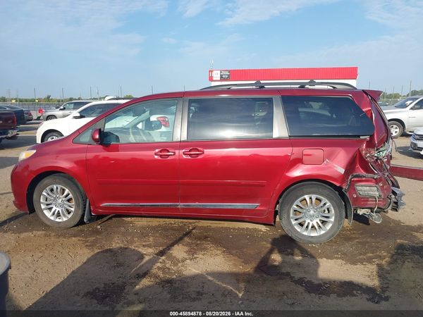 2012 TOYOTA SIENNA XLE V6 8 PASSENGER — I117