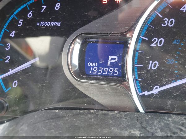 2012 TOYOTA SIENNA XLE V6 8 PASSENGER — I118