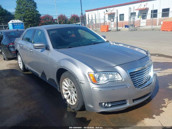 2014 CHRYSLER 300
