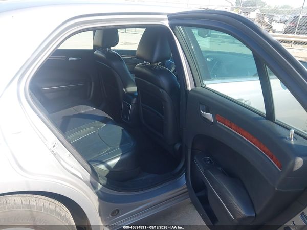 2014 CHRYSLER 300