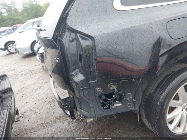2016 VOLVO XC90 T6 MOMENTUM — I6