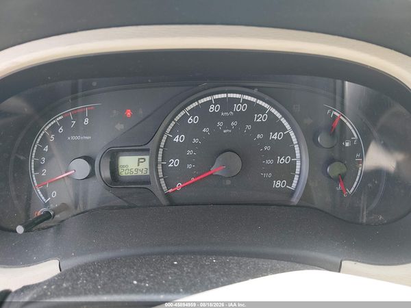2012 TOYOTA SIENNA LE 8 PASSENGER — I7