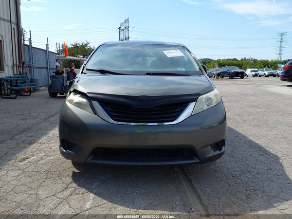 2012 TOYOTA SIENNA LE 8 PASSENGER — I115