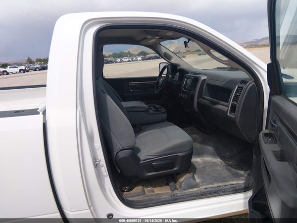 2017 RAM 1500 TRADESMAN  4X2 8' BOX