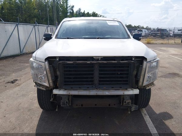 2018 NISSAN TITAN SV