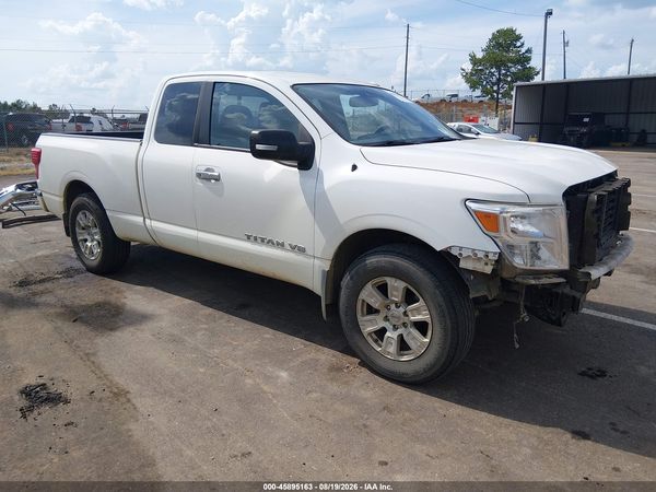 2018 NISSAN TITAN SV