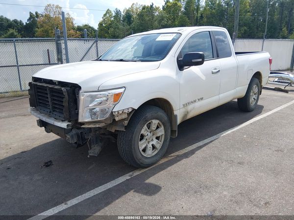 2018 NISSAN TITAN SV