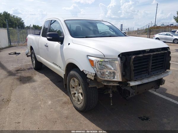 2018 NISSAN TITAN SV