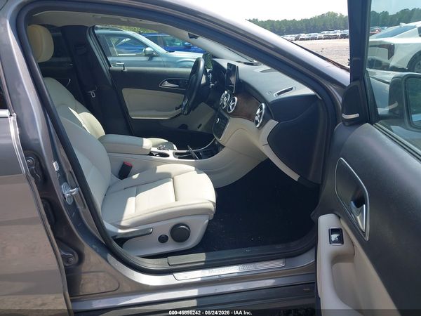2016 MERCEDES-BENZ GLA 250 GLA250 — I5