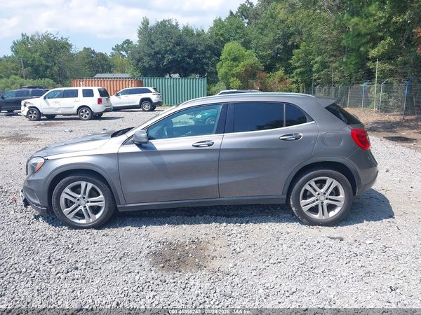 2016 MERCEDES-BENZ GLA 250 GLA250 — I117