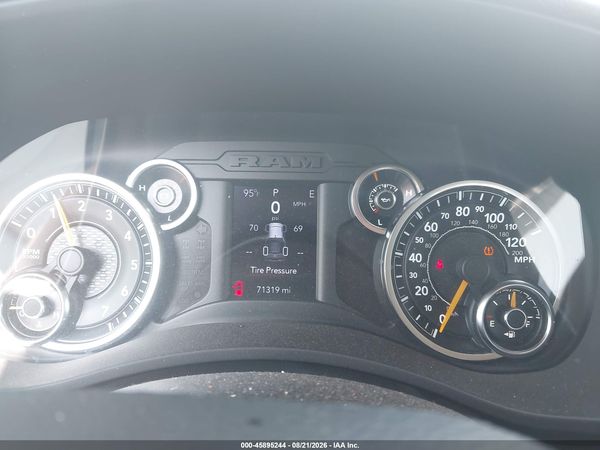 2020 RAM 2500 TRADESMAN  4X4 8' BOX