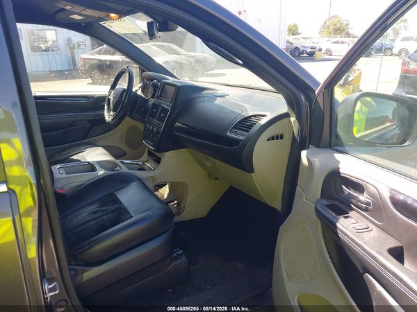 2018 DODGE GRAND CARAVAN SXT — I5