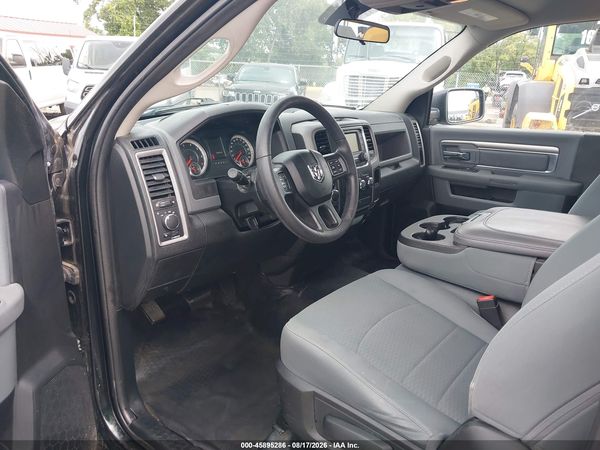 2017 RAM 1500 TRADESMAN  4X2 8' BOX