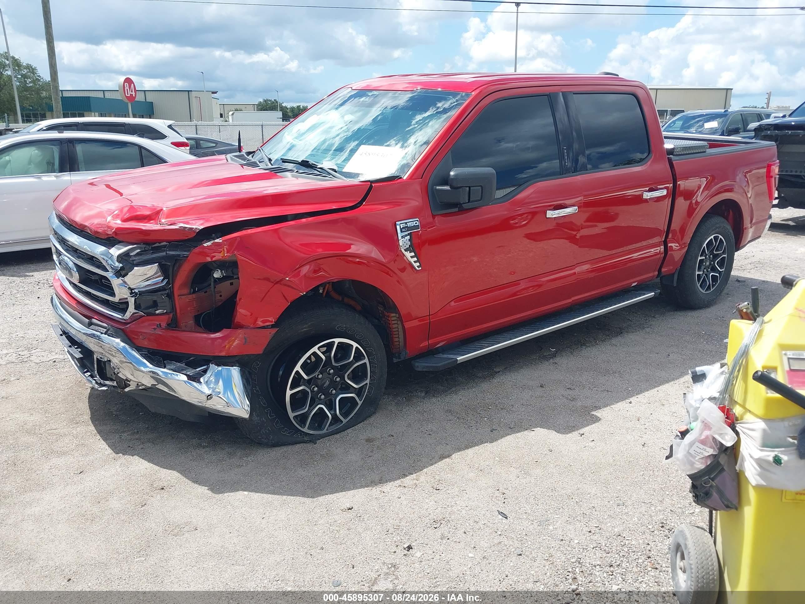 2023 FORD F-150 XLT — I2