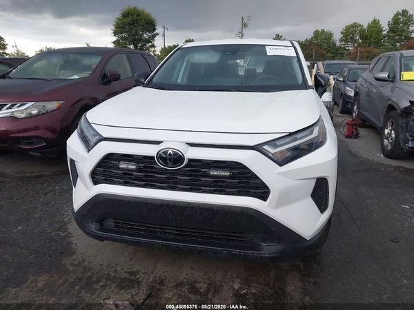 2025 TOYOTA RAV4 LE