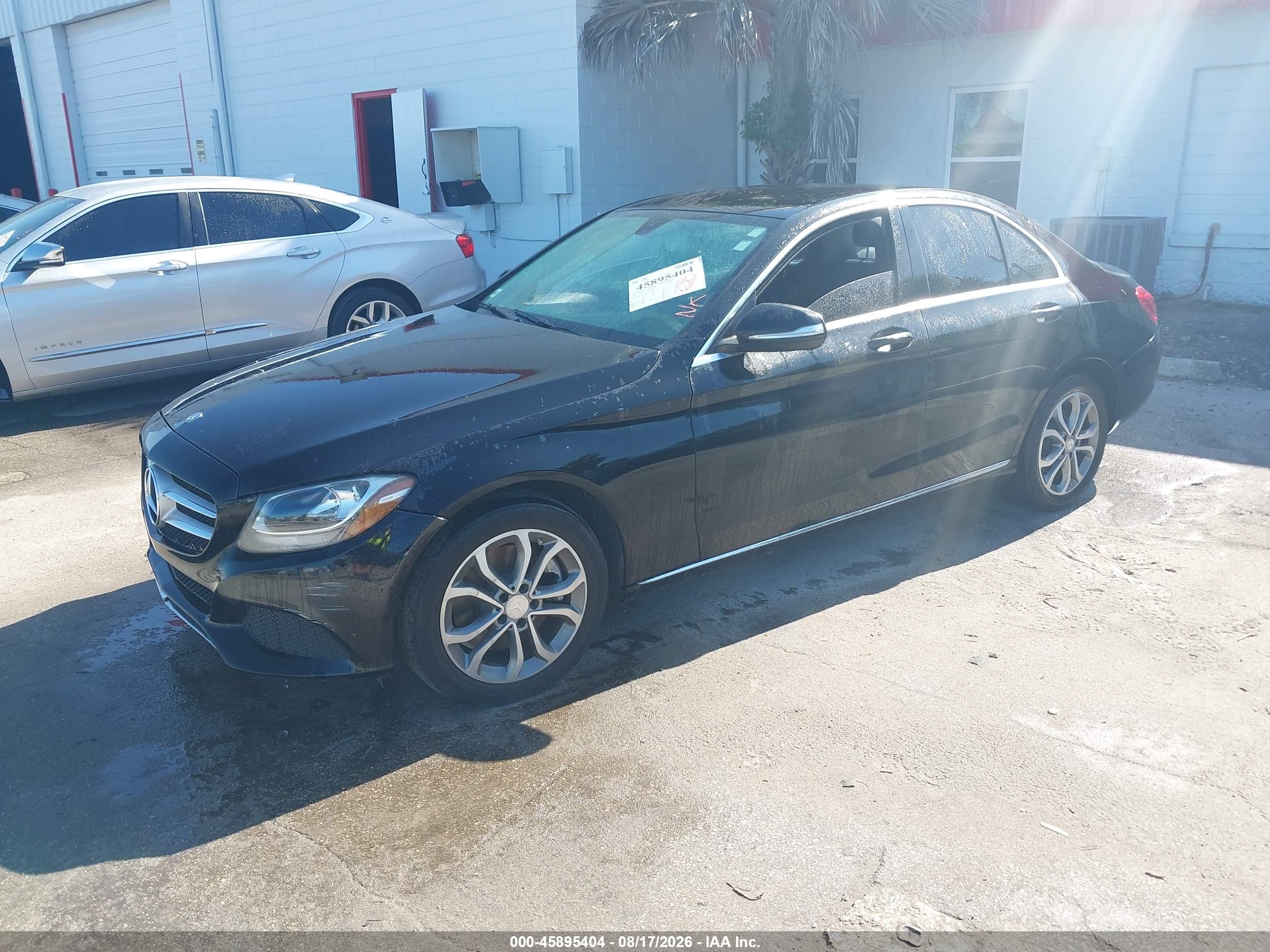 2015 MERCEDES-BENZ C 300 Base — I2