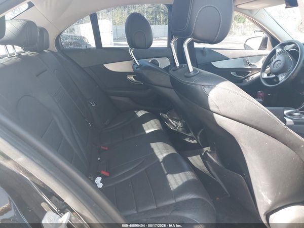 2015 MERCEDES-BENZ C 300 Base — I8