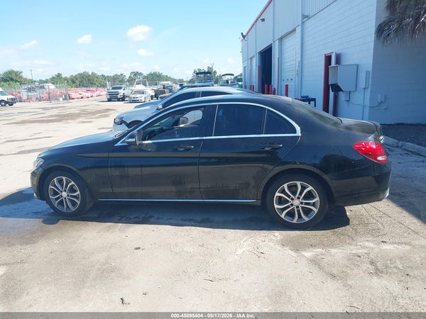 2015 MERCEDES-BENZ C 300 Base — I117