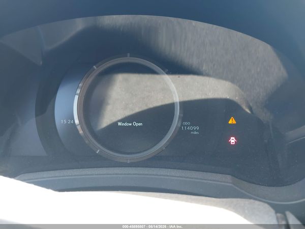 2018 LEXUS IS 300 — I7
