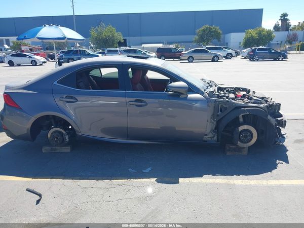 2018 LEXUS IS 300 — I116
