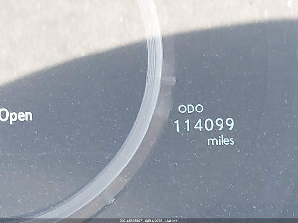 2018 LEXUS IS 300 — I118