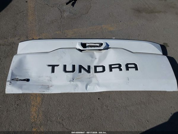 2023 TOYOTA TUNDRA SR5