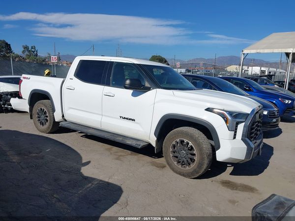 2023 TOYOTA TUNDRA SR5