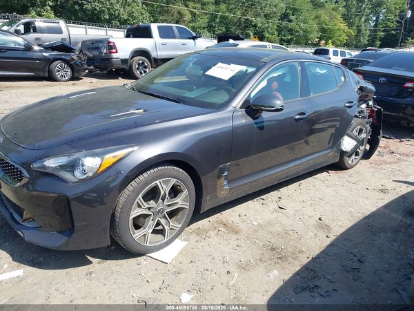 2020 KIA STINGER — I2