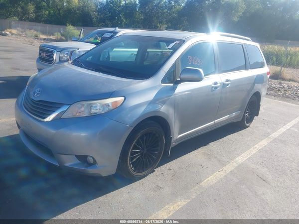 2013 TOYOTA SIENNA XLE 7 PASSENGER
