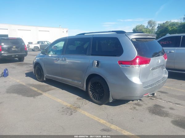 2013 TOYOTA SIENNA XLE 7 PASSENGER
